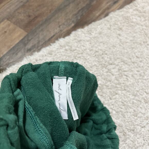 Urban Outfitters Out From Under Medium Terry Fleece Relaxed Lounge Sweatshorts - Picture 3 of 4